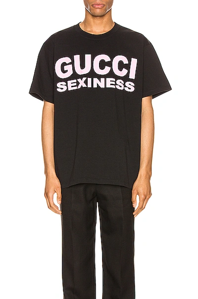 Shop Gucci Logo Tee In Black & Pink