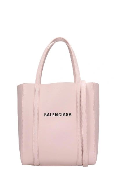 Shop Balenciaga Everydai Tote Tote In Rose-pink Leather
