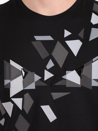 Shop Fendi Geometric Print T-shirt In Black