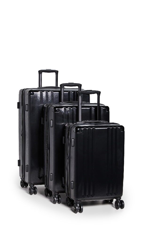 suitcase with retractable wheels