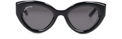Shop Balenciaga Macro Cat Sunglasses In Black