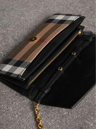 Burberry Women's PORTER HNC Multi-Color Checkered Leather Wallet