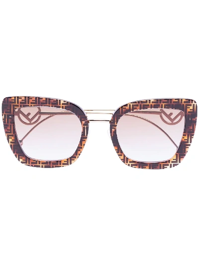 Shop Fendi Sonnenbrille Mit Ff-print In Brown
