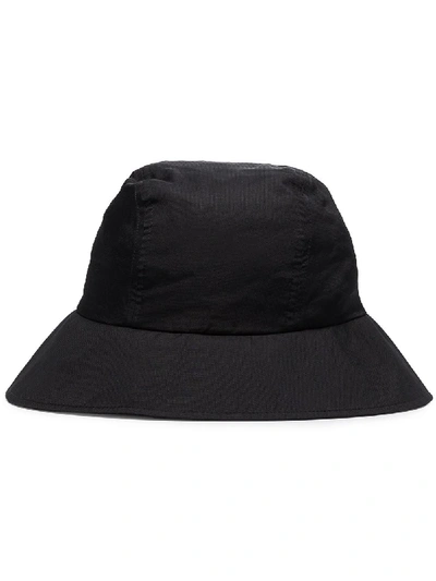 BLACK STRAP DETAIL BUCKET HAT