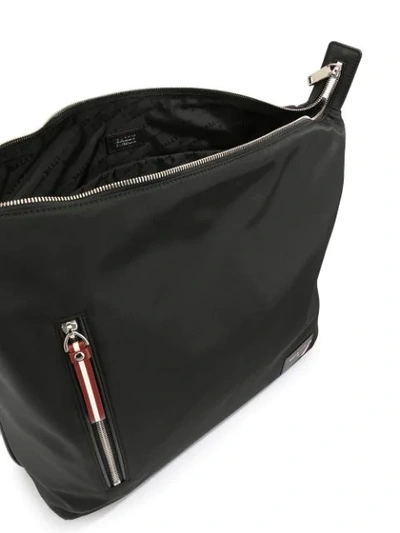 Shop Bally Kuriertasche Mit Streifendetail In Black