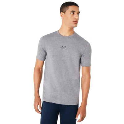Oakley Bark New Short Sleeve In Gray