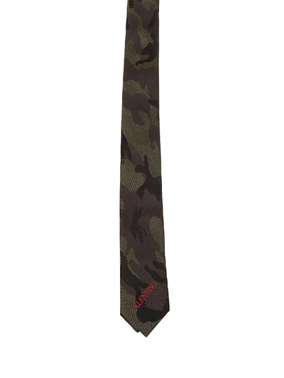 Shop Valentino Camouflage Silk Tie In Green