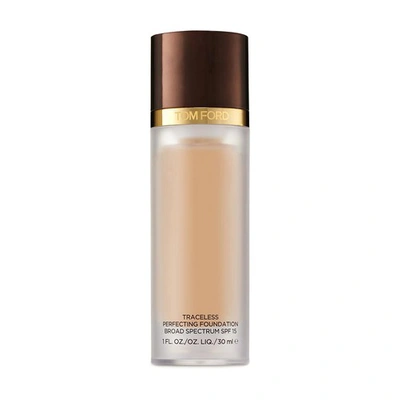 Shop Tom Ford Traceless Perfecting Foundation In 4.7 Cool Beige