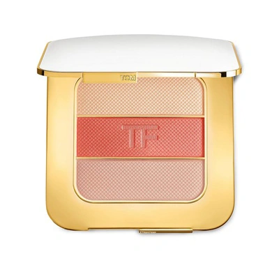 Shop Tom Ford Soleil Contouring Compact In Nude Glow