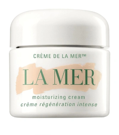 Shop La Mer Moisturizing Cream (30ml) In White