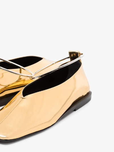 Shop Jil Sander Anklet Patent Leather Pumps In Gold