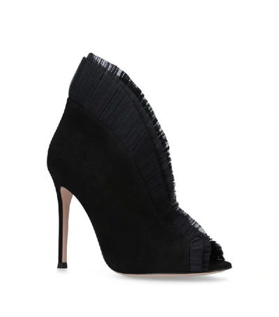 Shop Gianvito Rossi Ginevra Vamp Pumps 105