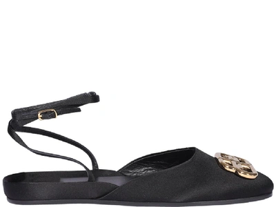 Shop Balenciaga Strapped Flat Shoes In Black