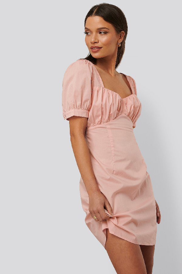 dusty pink dress with sleeves