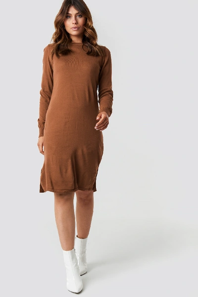 Shop Trendyol Tile Round Neck Midi Dress - Brown In Brick