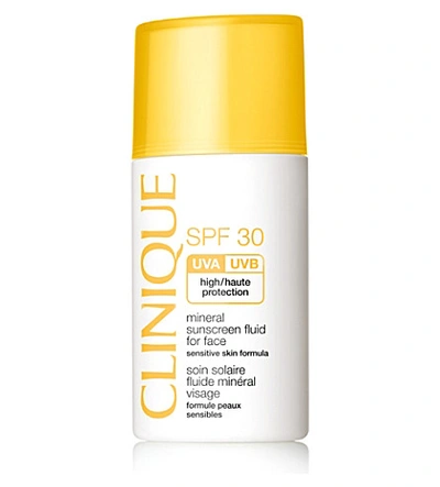 Shop Clinique Spf30 Mineral Sunscreen Fluid For Face In Nero