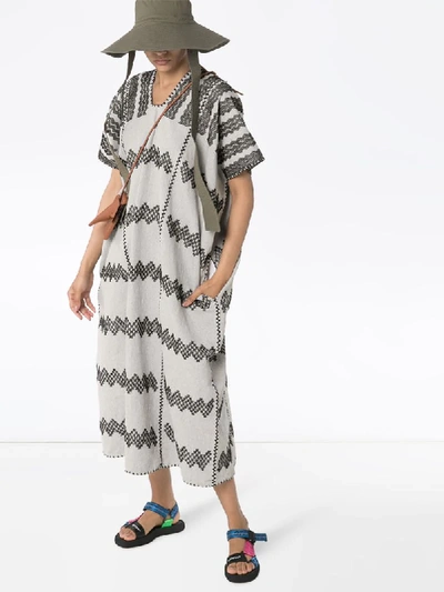 Shop Pippa Holt Zig Zag-print Kaftan In Grey