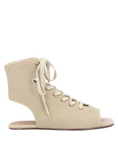 Shop Chloé Ankle Boot In Sand