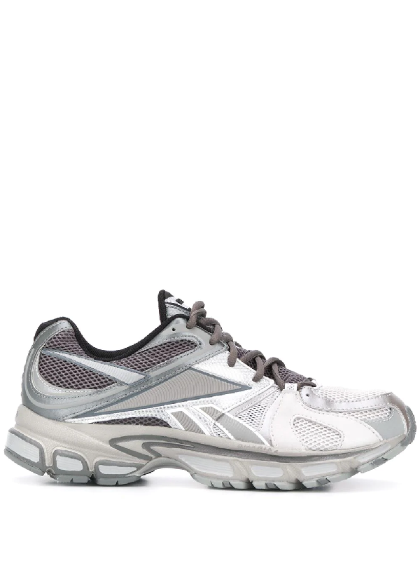 vetements spike runner