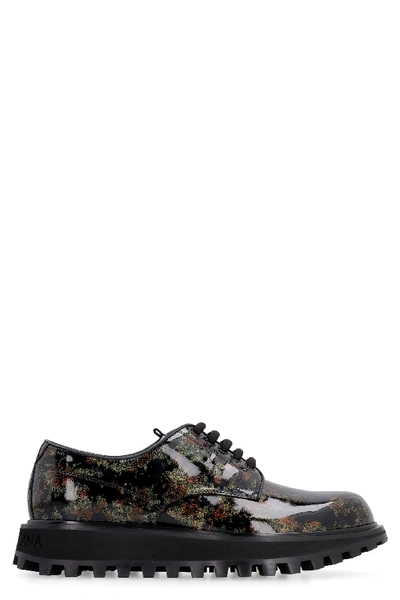 Shop Dolce & Gabbana Glittered Patent Leather Derby Shoes In Verdenero