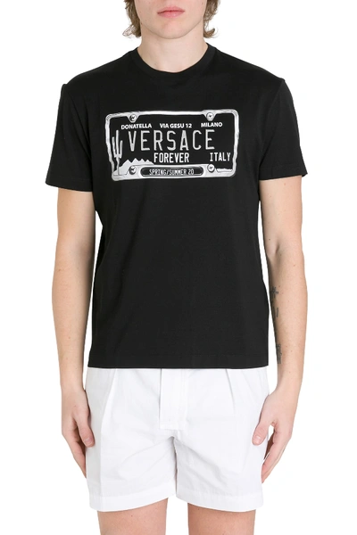 Shop Versace Logo Cars T-shirt In Nero