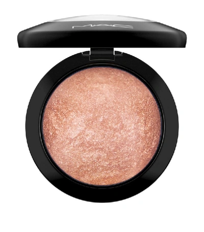 Shop Mac Mineralize Skinfinish In Nude
