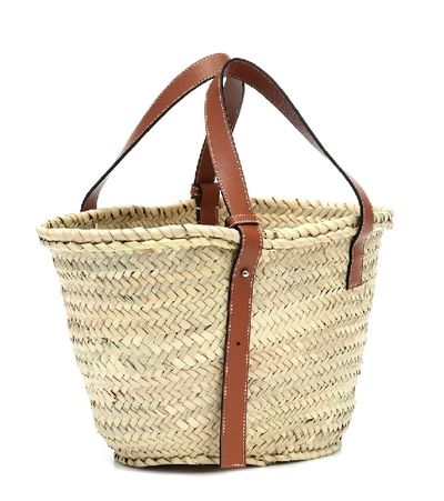 Shop Loewe Paula's Ibiza Medium Basket Bag In Neutrals