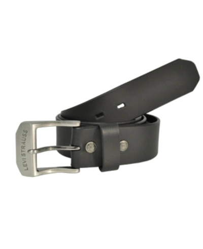 Shop Levi's Casual Leather Men's Belt In Black