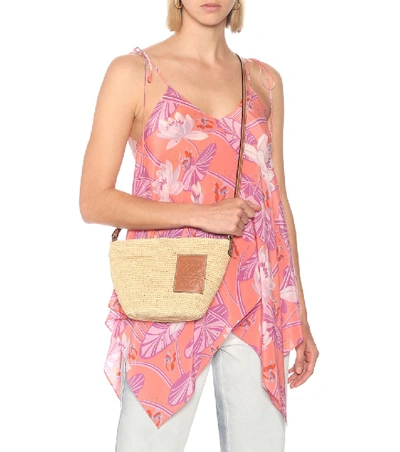 Shop Loewe Paula's Ibiza Pochette Shoulder Bag In Neutrals