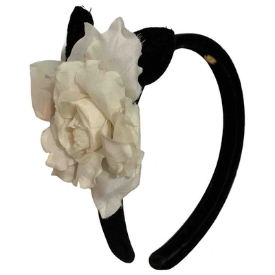 Pre-owned Chanel White Silk Hair Accessories