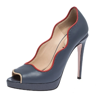 Pre-owned Fendi Mineral Alloy Lizard Embossed And Leather Scalloped Peep Toe Platform Pumps Size 36.5 In Grey