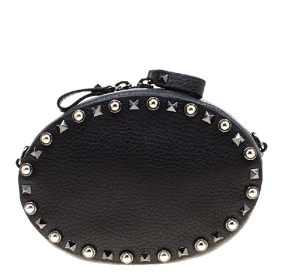 Pre-owned Valentino Garavani Black Leather Embroidered Guitar Rockstud Rolling Crossbody Bag