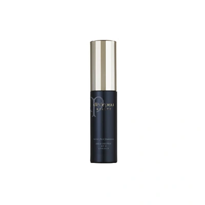 Shop Clé De Peau Beauté Radiant Fluid Foundation, Very Light Ivory (30 Ml)