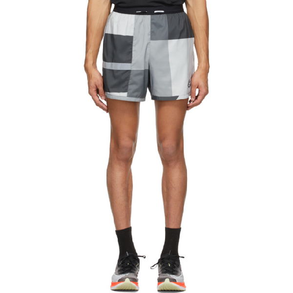 nike flex stride wild run jacket