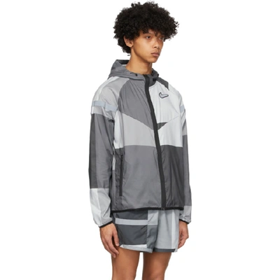 Nike Windrunner Wild Run Men's Running Jacket In 070 Dk Smok | ModeSens