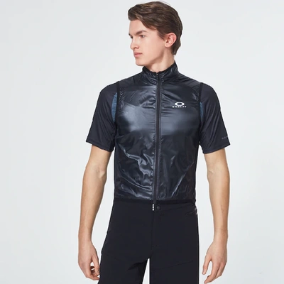 Shop Oakley Packable Vest 2.0 In Black