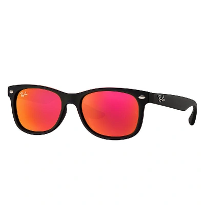Shop Ray Ban New Wayfarer Junior Sonnenbrillen Schwarz Fassung Rot Glas 48-16