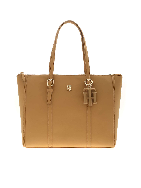 tommy hilfiger leather tote bag