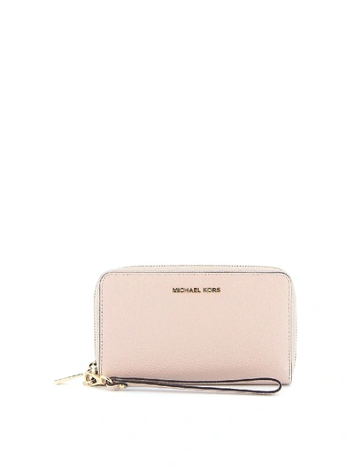 Shop Michael Kors Jet Set Large Smartphone Wallet In Soft Pink