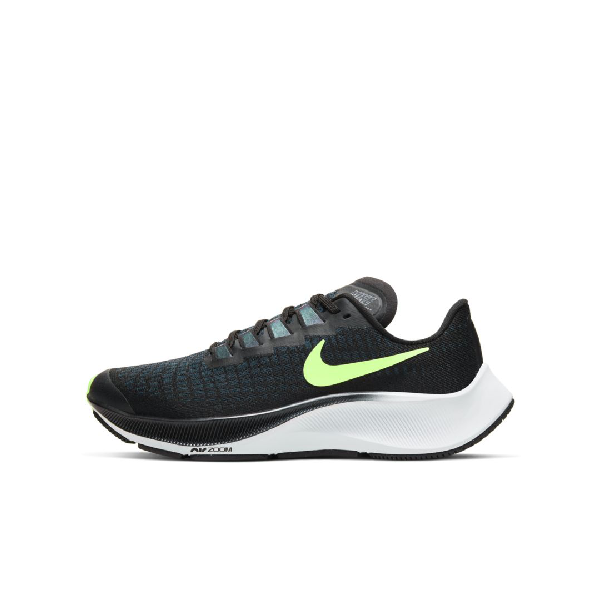 nike zoom go