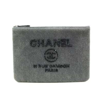 Pre-owned Chanel Gray Denim Deauville O-case In Grey