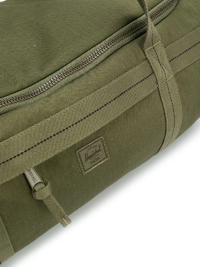 Shop Herschel Supply Co 'sutton' Reisetasche In Green