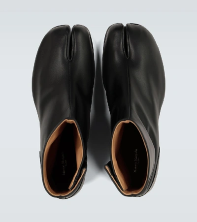 Maison Margiela Vintage Leather Tabi Boots In Black