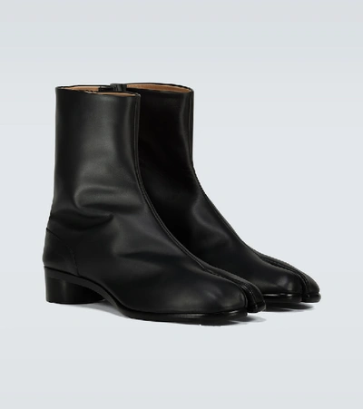 Maison Margiela Vintage Leather Tabi Boots In Black