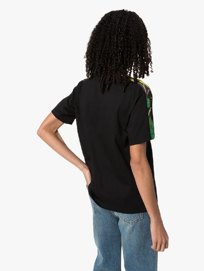 Shop Fendi Embroidered Logo T-shirt In Black