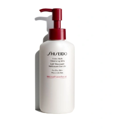 Shop Shiseido Extra Rich Cleansing Milk (125ml) In White