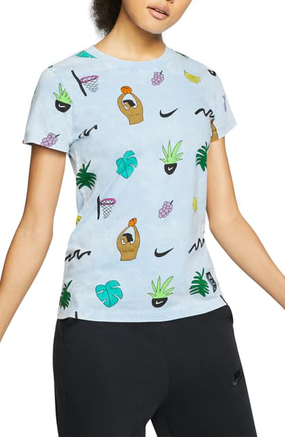 nike graphic tees clearance
