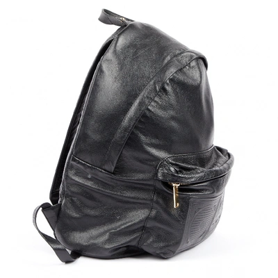 Pre-owned Versus Black Leather Bag