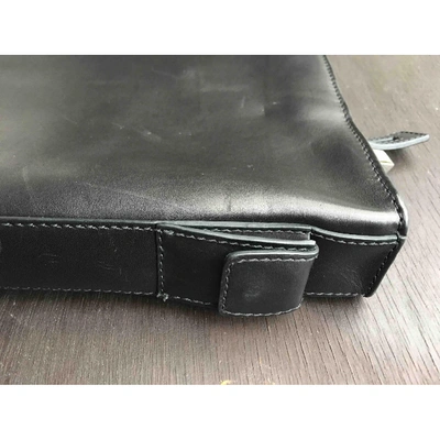 Pre-owned Hugo Boss Leather Small Bag In Black