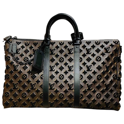 Pre-owned Louis Vuitton Brown Cloth Bags